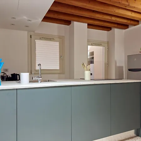 - Lovely In The Center! Apartment Vicenza